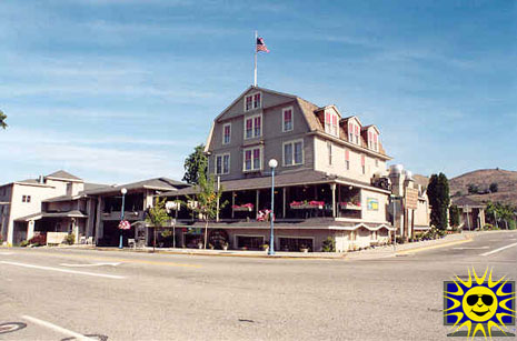 Lake Chelan Lodging
