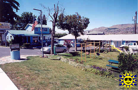 Lake Chelan Motel.